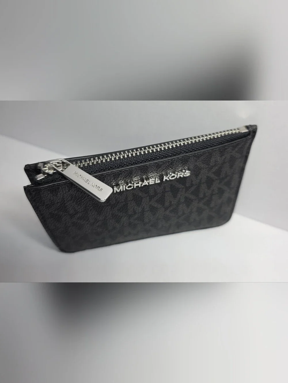 Michael Kors Women’s Black Signature Zip Coin Pouch Credit Card And ID Holder